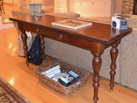 Ethan Allen sofa table with fold-out top