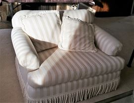 small loveseat  / slouch couch - pristine condition! 2nd of  2