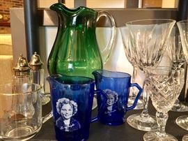 Shirley Temple creamer and sugar 