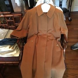 Burberry coat - 3/4 sleeves