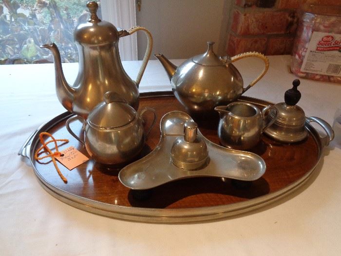 Teapots and Treasures Sale in Hot Springs Village, AR starts on 11/15/2018