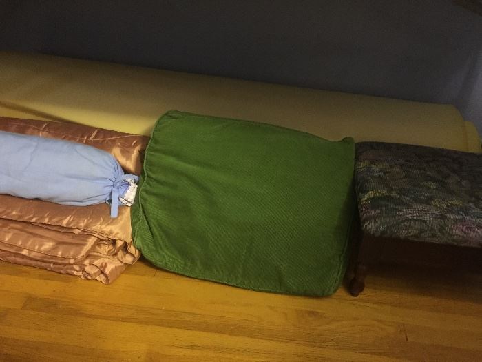 Mattress pad, silky bed spread, corduroy pillo.