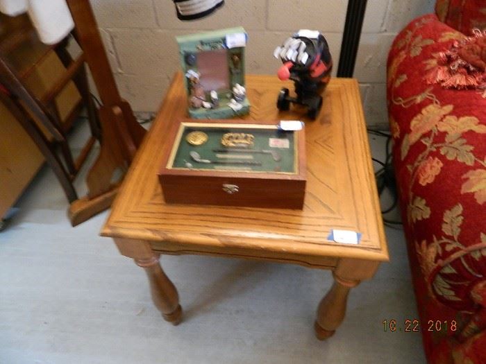 end table/golf gifts