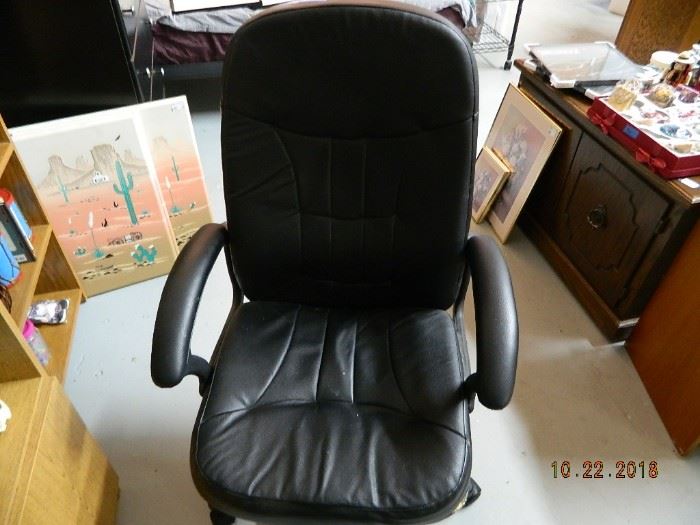leather computer chair