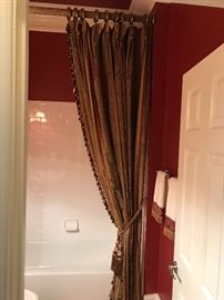 Bathroom Outer Shower Curtain & Rod 