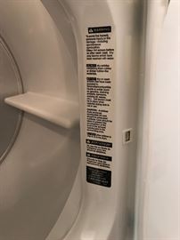 ***LIKE NEW*** Used once ^-^                                    
Frigidaire Gallery Front Load Stacked Washer & Dryer Set 