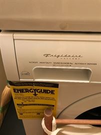 ***LIKE NEW*** Used once ^-^                                    
Frigidaire Gallery Front Load Stacked Washer & Dryer Set