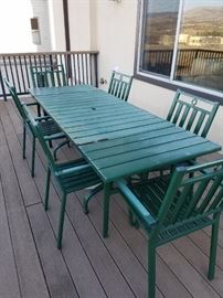 Outdoor Table - 6 Chairs