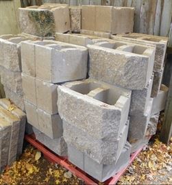 38 pcs. pavestone with 5 cap stones