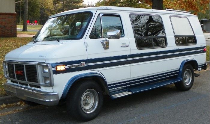 91/GMC Vandura 2500, 350 V8, tow package, new window, recent tires, updated AC (134A) well maintained non smoker vehicle