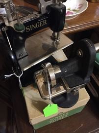 Antique Singer Portable Sewing Machine