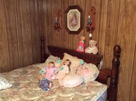 Fantastic Queen size bed - headboard, footboard and brand new mattress and boxspring!