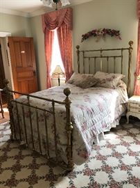 Antique brass full size bed