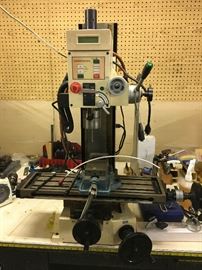 Shop Fox Model M1111 Deluxe Milling Machine with Dovetail Column & Accessories.