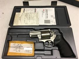 Wowzers, Ruger Model 05301 In 454 Casull Cal          ALL FIREARMS WILL BE SUBJECT TO BACKGROUND CHECK FROM LOCAL DEALER.                