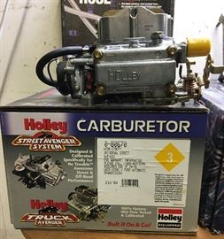 SWEET HOLLEY 670 CARBURETOR NEW WITH BOX.