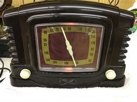 AM/FM/CASSETTE RADIO