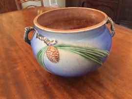 Roseville Pinecone Blue