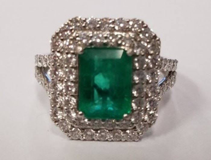 18K Emerald & diamond ring Ap $18,370