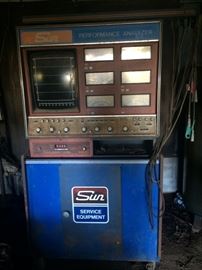 Vintage Sun 1115 Performance Analyzer w/ Magnetic Timing Mag-81 w/original cabinet