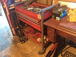 Louisville Pottery Indian Head #4 Butter Churn Crock,Antique Singer Treadle Sewing Machine