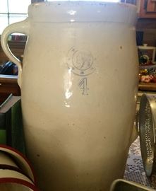 Louisville Pottery Indian Head #4 Butter Churn Crock