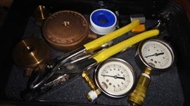 Pressure Gauges 