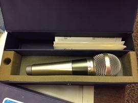 Pearl Microphone.