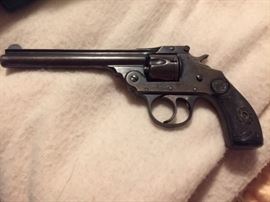 Antique Pistol, Maker Unknown.