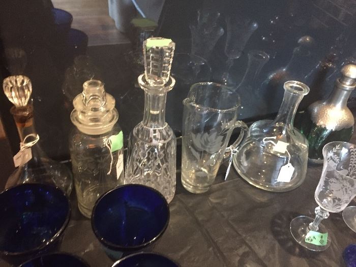  Crystal barware 