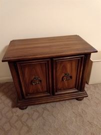 '70's End table/Cabinet