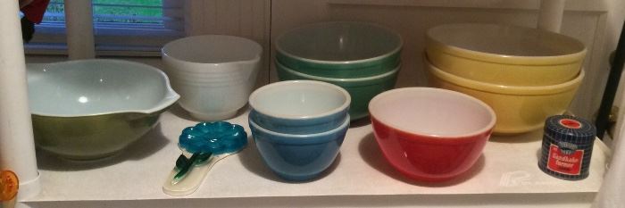 Pyrex mixing bowls - the lady of the house got married in the mid 1940s & some of these were wedding gifts (i.e. no numbers on bottom)