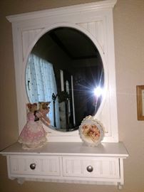 Mirror w/ shelf and drawers