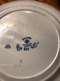 Markings on Booths “Real old Willow”