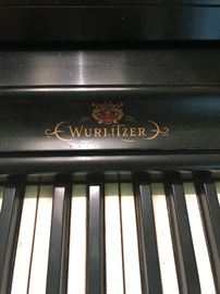 Wurlitzer piano keyboard