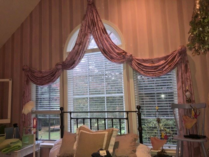 ALL CUSTOM WINDOW TREATMENTS WILL BE FOR SALE, COME PREPARED WITH TOOLS TO REMOVE 