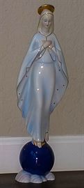 Porcelain Madona