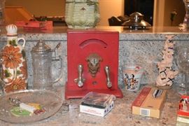 Bar Items Stein Coin Op Machines