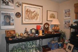 Bolova Clock Mantle Clock Art Work Ash Trays