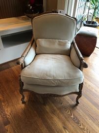 dimensions are 28"w x 30"d x 36"h