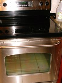 GE smooth top stove