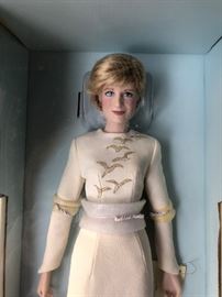 Franklin Mint Princess Diana porcelain dolls. New in Box.