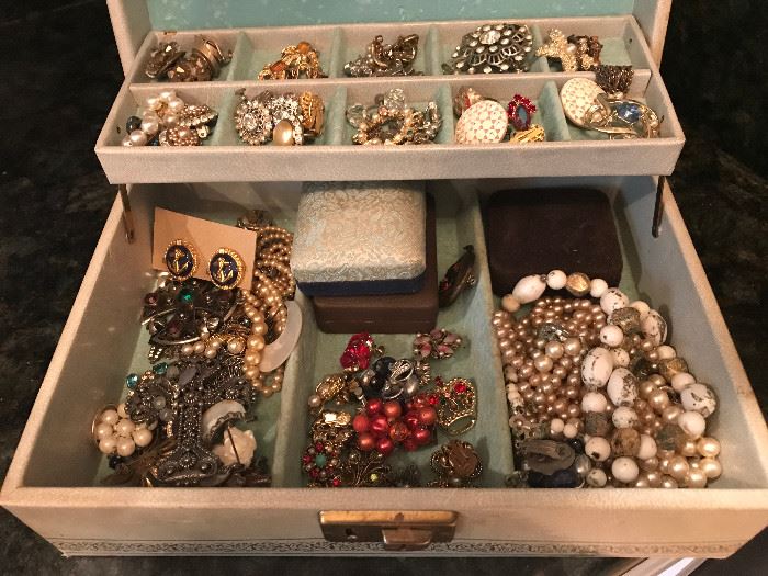 Vintage Costume Jewelry - Over 100 pieces of jewelry - Some Gold, Silver & Avon - Buy The Whole Box!