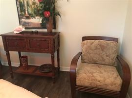 Ethan Allen Accent Table & Jamaica Chair