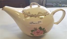 Salem China Tea Pot / Pristine