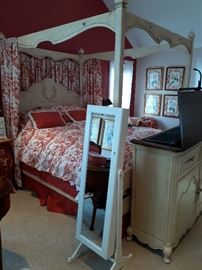 Shabby Chic Four Poster Bed and Dresser, Full Length Mirror