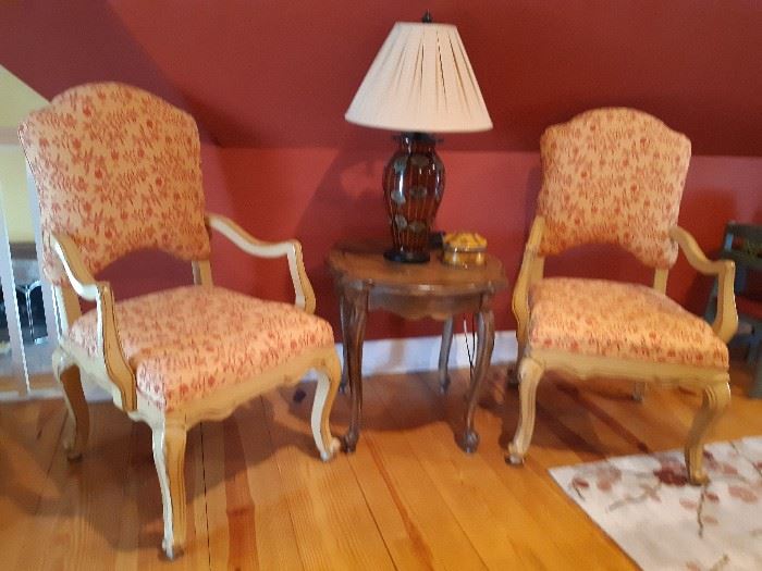2 Arm Chairs, Side Table, Lamp