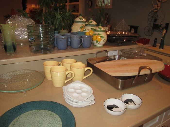 Kitchenware, Coffee Mugs, Decorative Canisters, 