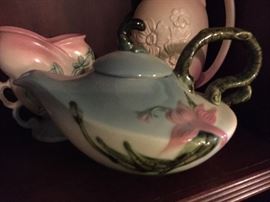 Hull Pottery Teapot