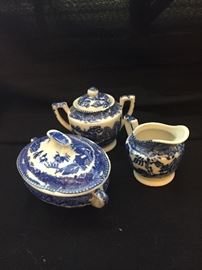 Blue Willow Mini Tea Set